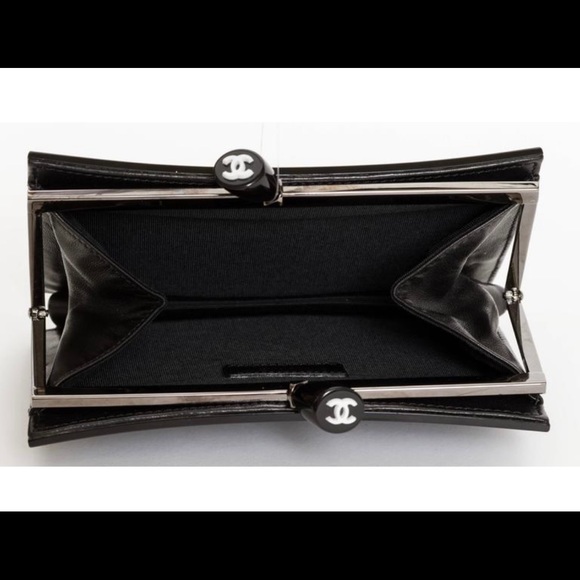 Chanel Lucite Clutch - Picture 3 of 5